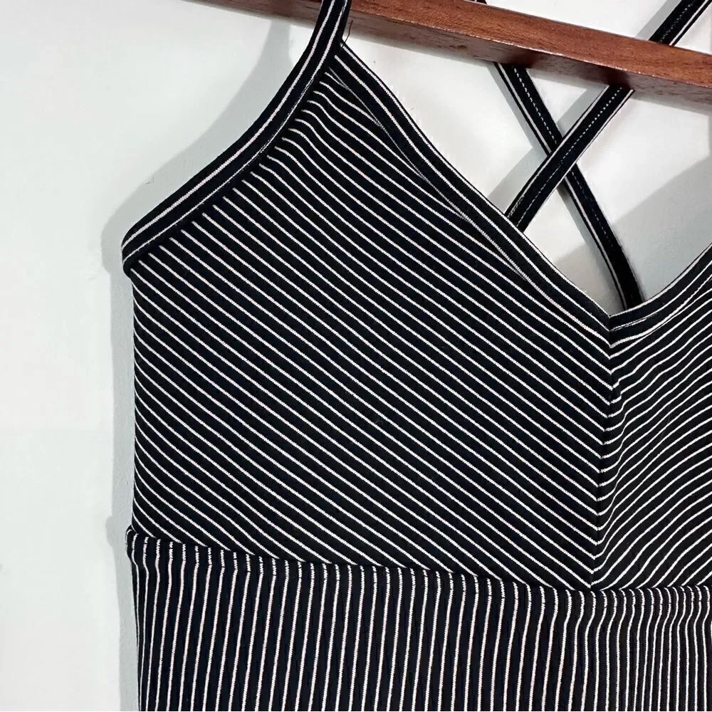 NWT. Glyder Premier Bra in Black & Adobe Rose Stripe Size XS
